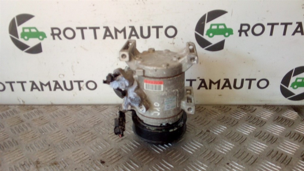 Compressore A/c F500-QADCA06 Usato
