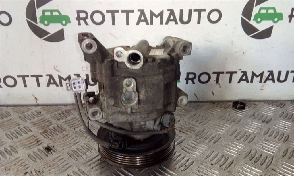 Compressore A/c (Denso) 4472206532 Usato