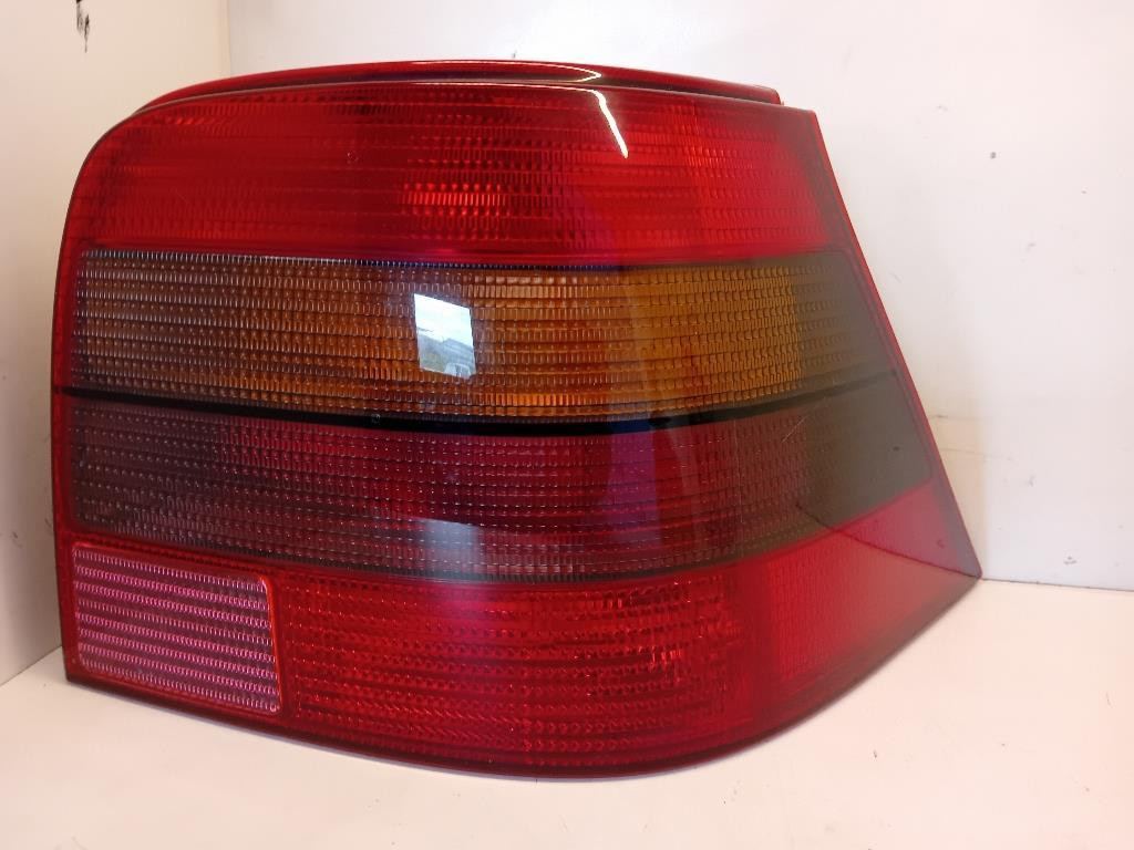 Fanale Post. Destro 1J6945096AC Usato