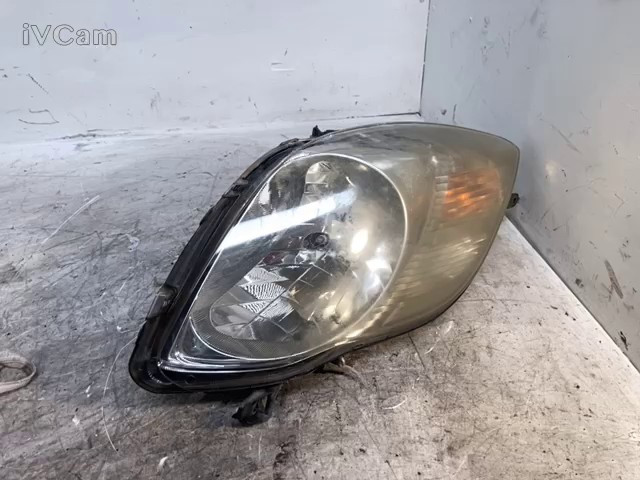 Faro Anteriore Destro (Toyota) 811300D120 Usato