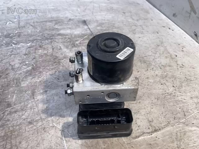 Pompa Abs (Ate) 440500D110 Usato