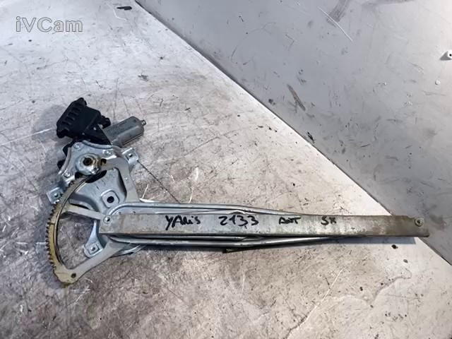 Alzacristallo Elettrico Ant. Sx (Toyota) 698200D041 Usato