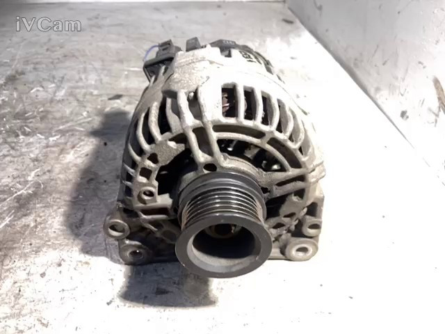 Alternatore (Volkswagen) 036903018B Usato