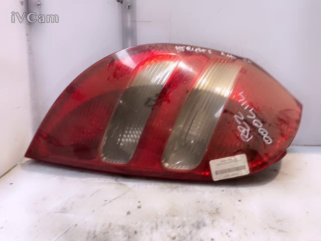 Stop Fanale Posteriore Sinistro (Mercedes) A1698200364 Usato