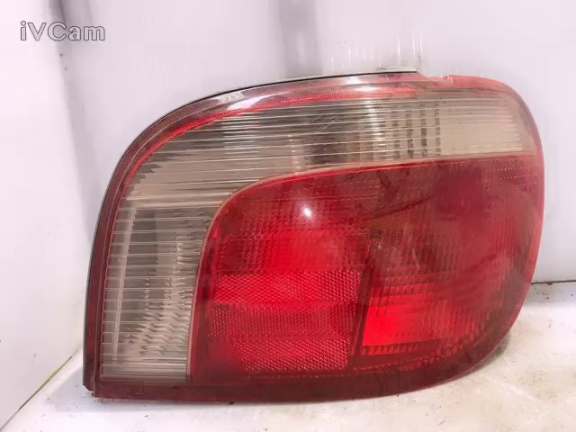 Fanale Post. Destro (Toyota) 8155052130 Usato