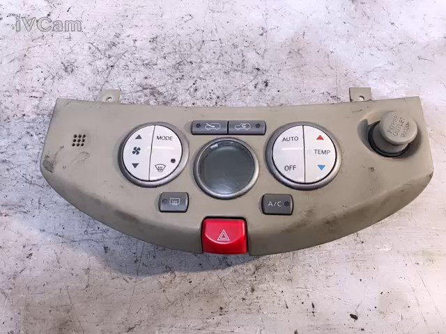 Blocco Comando Climatizzazione (Nissan) 27500AX700 Usato
