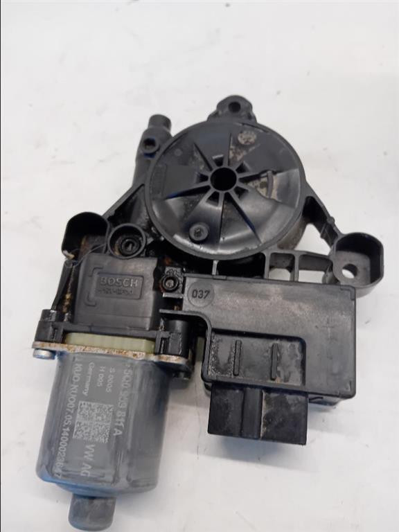 Motorino Alzacristallo Porta Post. Sinistro 5Q0959811A Usato