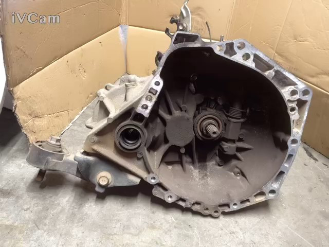 Cambio Compl. (Toyota) 303000H010 Usato