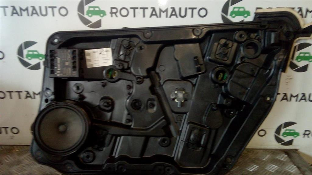 Alzacristallo Elettr. Porta Ant. Destro Usato