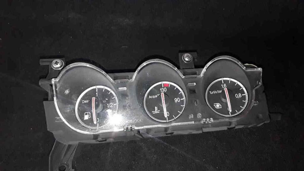 Quadro Strumenti Compl. 60696626 Usato