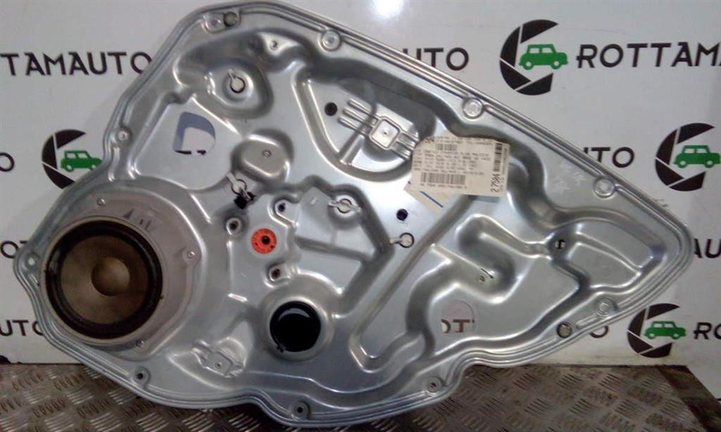 Alzacristallo Elettr. Porta Post. Destro 00517461590 Usato