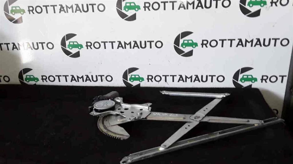 Alzacristallo Elettr. Porta Ant. Destro 83560 63J00 Usato