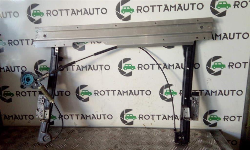 Alzacristallo Elettr. Porta Ant. Destro 8820012C001898 Usato