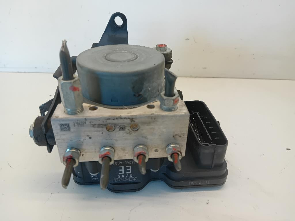 Pompa Abs (Altro) 56110-57M5 Usato