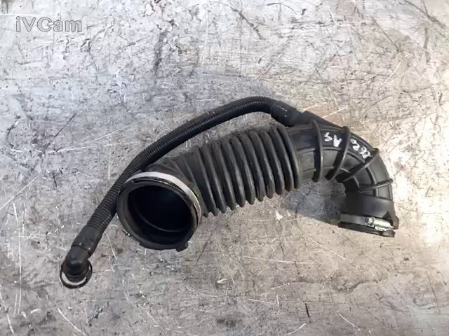 Tubo Turbina (Audi) 8K0145738AH Usato