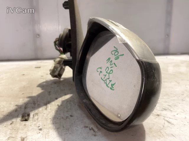 Retrovisore Est. Destro (Peugeot) 8149KP Usato