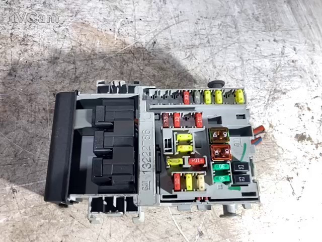 Scatola Fusibili (Opel) 13222786 Usato