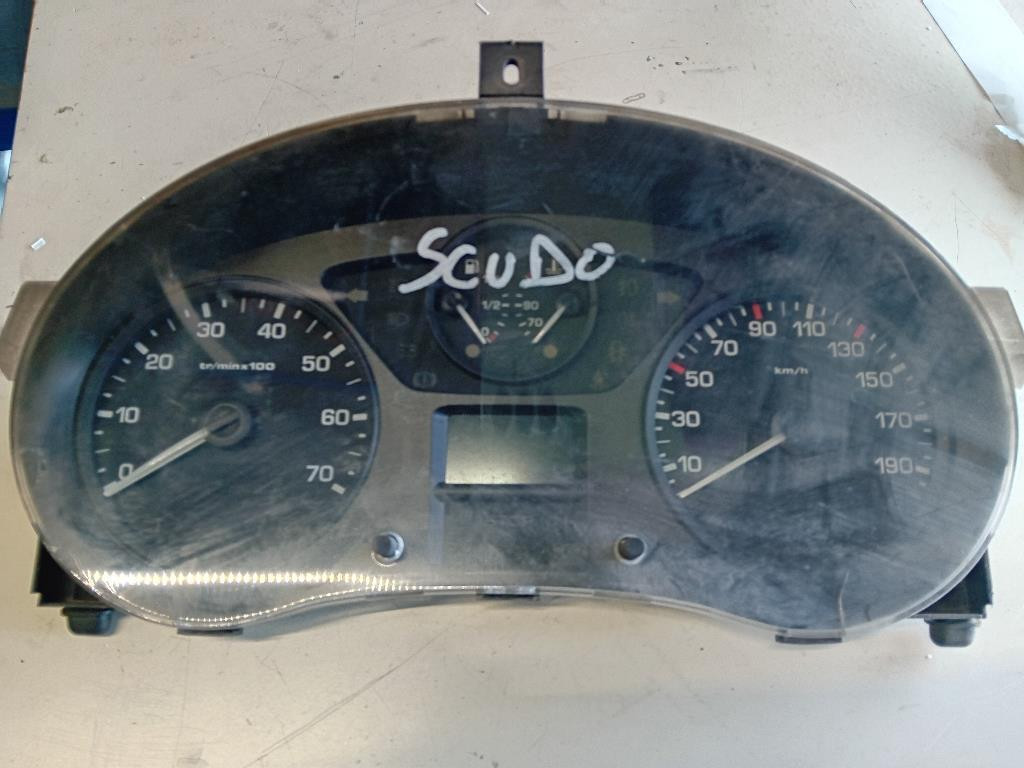 Quadro Strumenti Compl. 503001310209 Usato