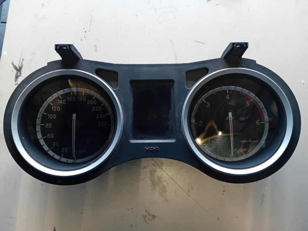 Quadro Strumenti Compl. 60694626 Usato