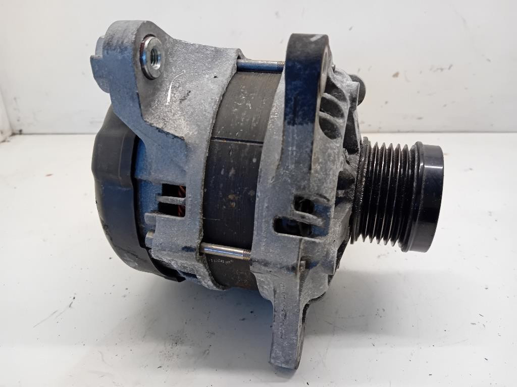 Alternatore (Denso) 23700AA971 Usato