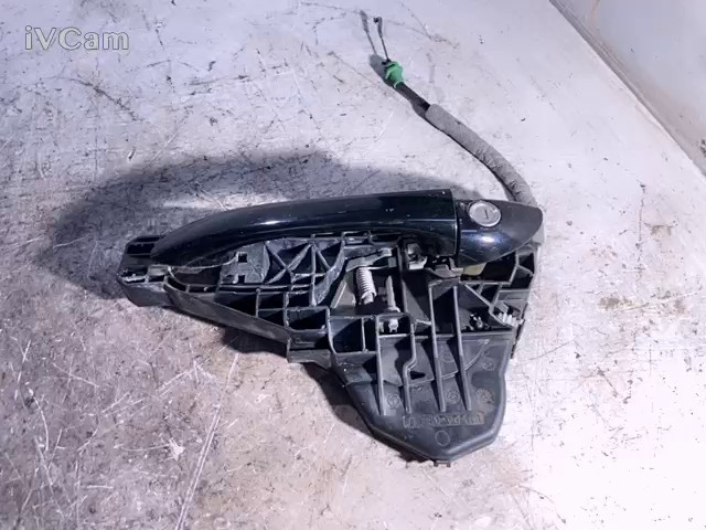 Maniglia Porta Ant. Sinistro (Mercedes) A1697601334 Usato