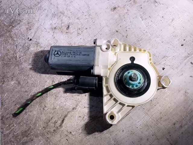 Motorino Alzacristallo Porta Ant. Destro (Mercedes) A1698201642 Usato