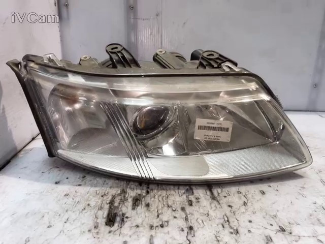 Proiettore Destro (Saab) 51701594 Usato