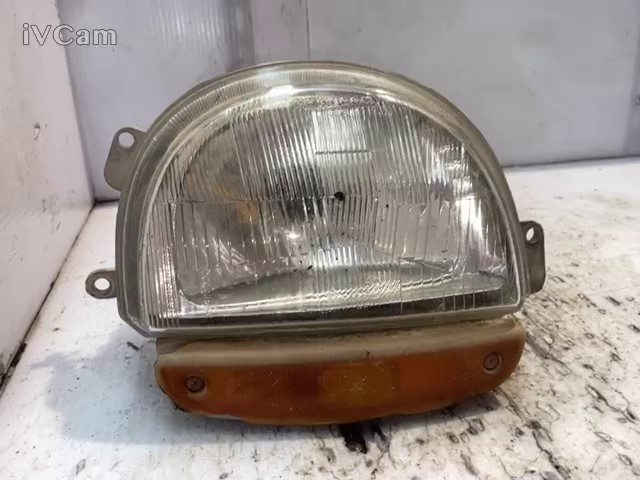 Proiettore Destro (Renault) 7701036392 Usato