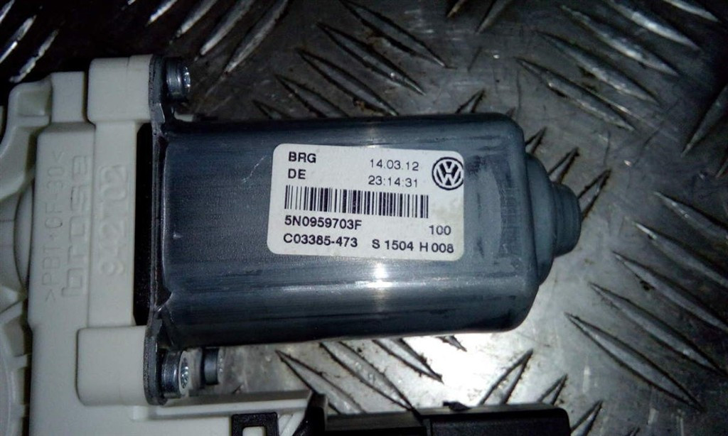 Motorino Alzacristallo Porta Post. Sinistro 5N0959703F Usato